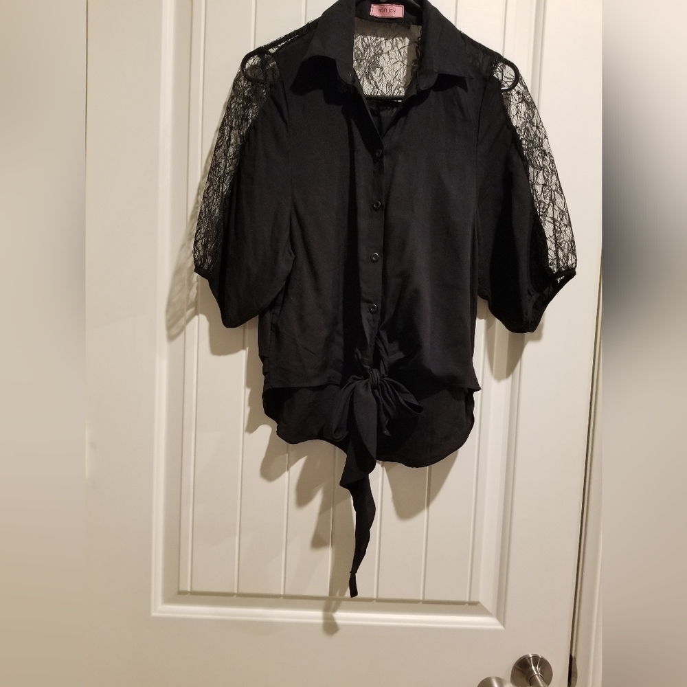 Black lace Top